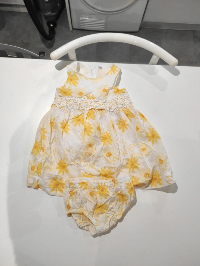Ensemble robe et bloomer 12 mois