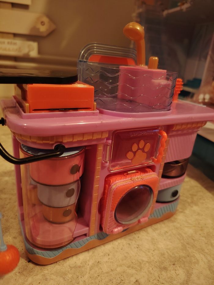 Vétérinaire poupée LOL - photo numéro 3