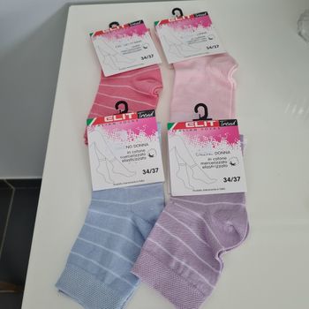 Lot de chaussettes neuves