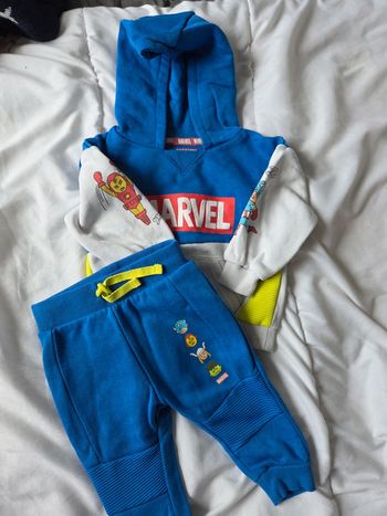 Ensemble marvel 6 mois.