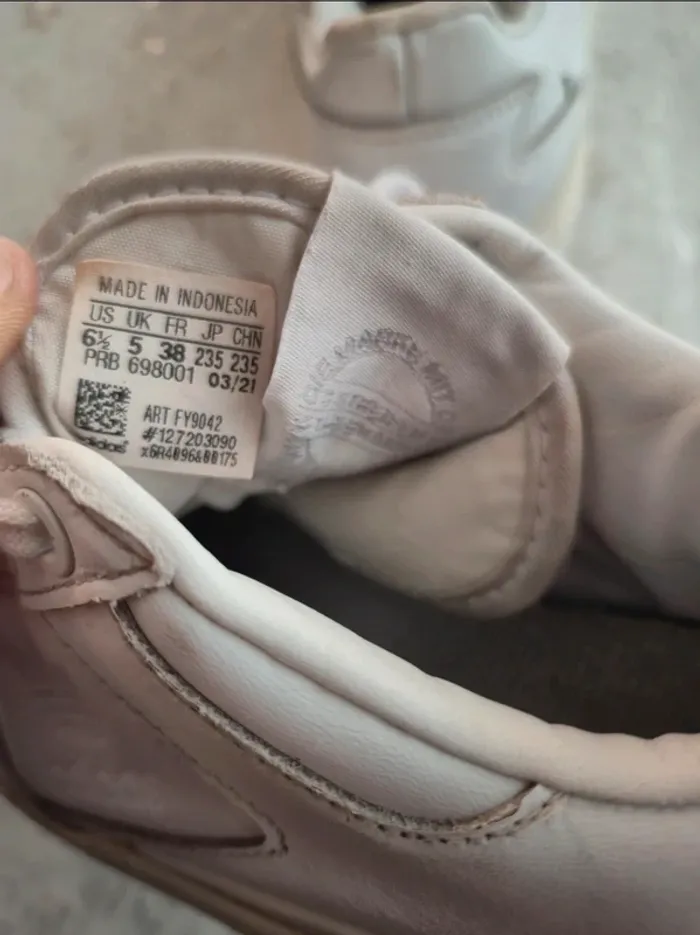 Basket adidas taille 38 - photo numéro 7