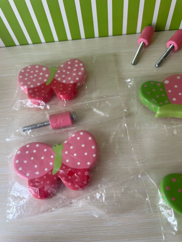 Cadres atmosphera et boutons de tiroirs - photo numéro 5