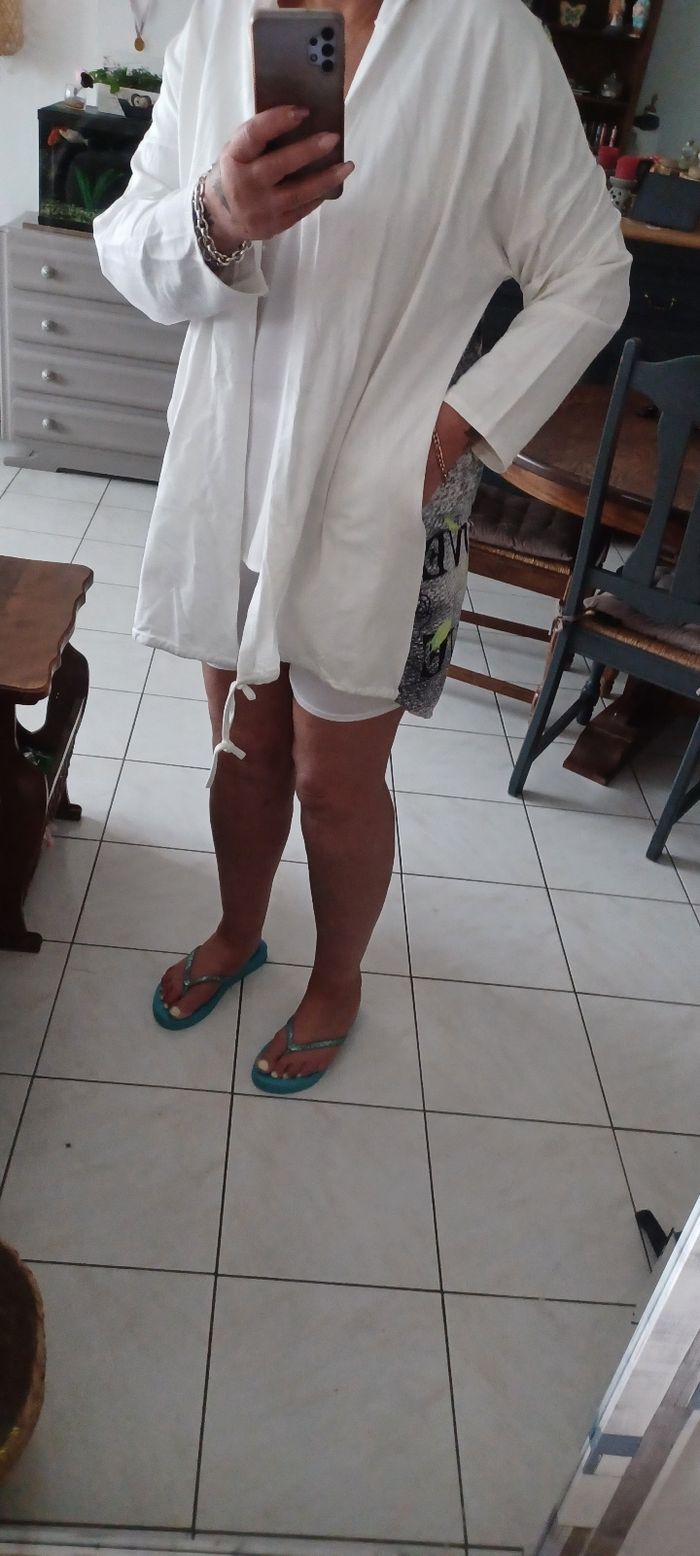Très jolie veste à capuche femme T U - photo numéro 4
