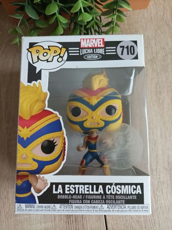 Figurine Captain Marvel la estrella Cosmica lucha libre Funko pop 
