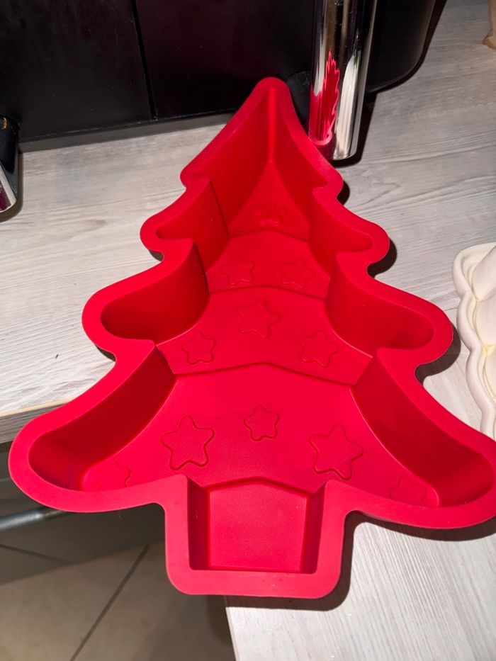 Moule silicone sapin de Noël neuf - photo numéro 3
