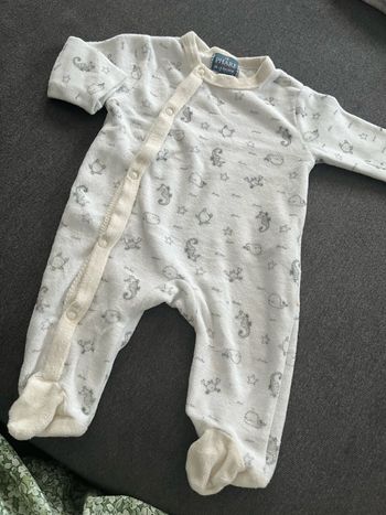 Pyjama 1 mois
