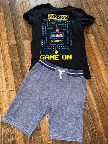 T-shirt Pac-Man et short Monoprix 12 ans