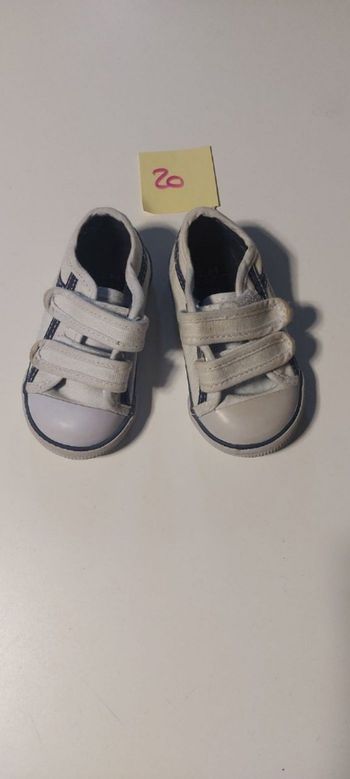 Chaussures blanche T20