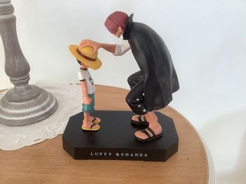 Figurine Luffy et Shanks
