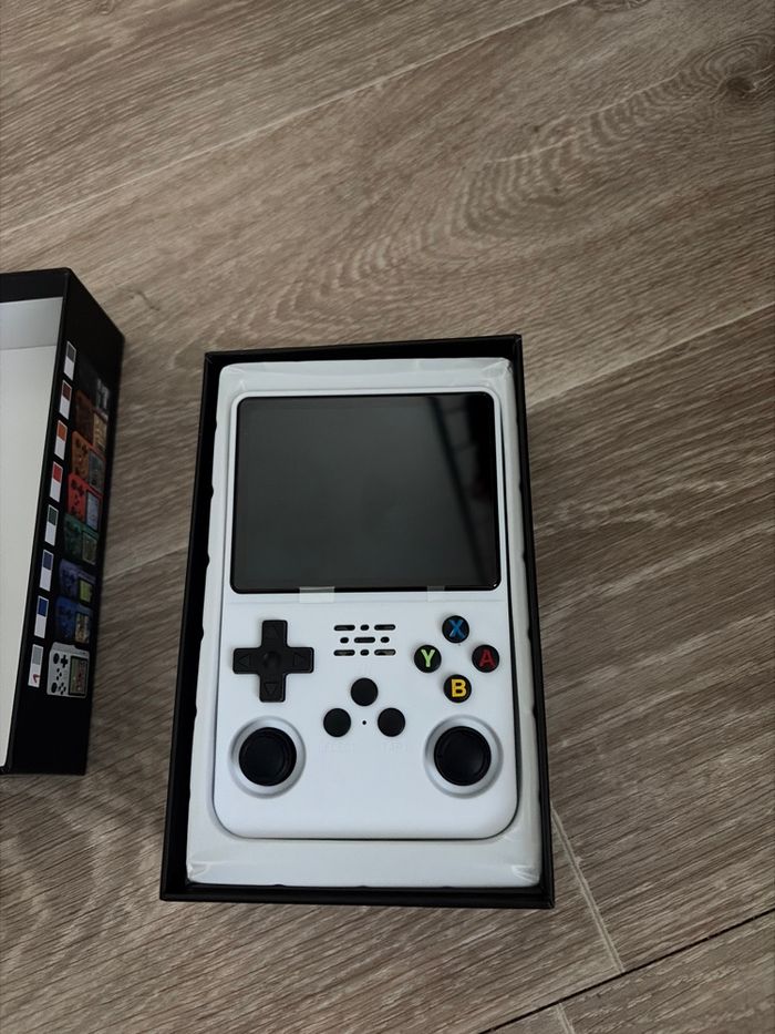 Console rétro gaming r36s blanc - photo numéro 7