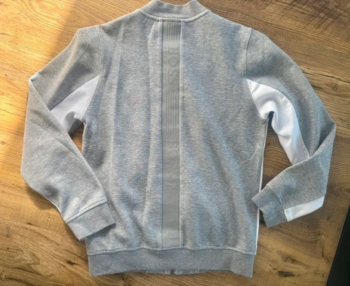 Veste Hugo, boss neuve, 12 ans - photo numéro 5