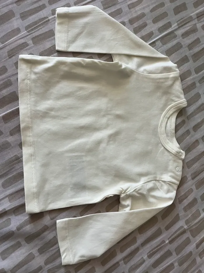 Lot de vêtements bébé 0 à 3 mois - photo numéro 15
