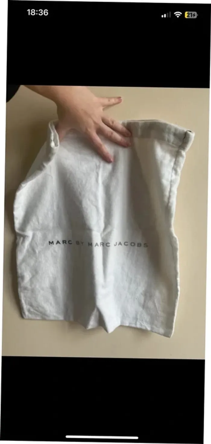 Sublime sac en cuir marc jacobs modèle « too hot to handle - photo numéro 18