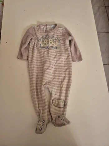Pyjamas 6 mois