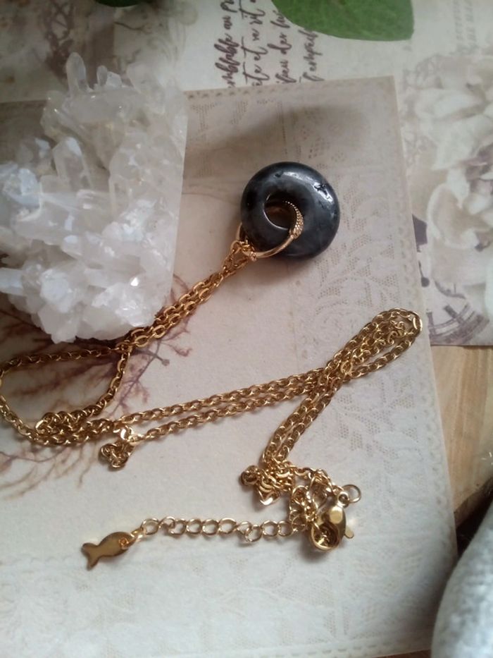 Collier avec pendentif en labradorite - photo numéro 2
