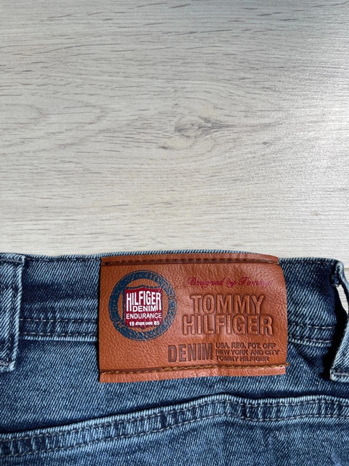 Jean Tommy Hilfiger - photo numéro 11
