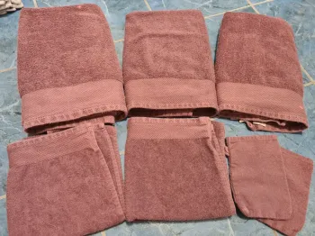 Lot 5 serviettes de bain
