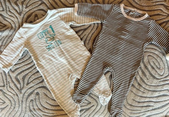 đŁ Lot de 2 pyjamas 1 mois đŁ