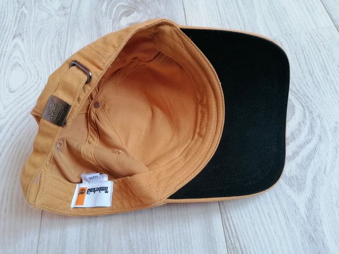 Casquette Timberland 
Taille 56 correspond à du 10/14 ans
Très bon etat - photo numéro 3
