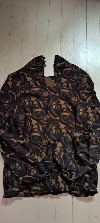 Blouse kaki et noire