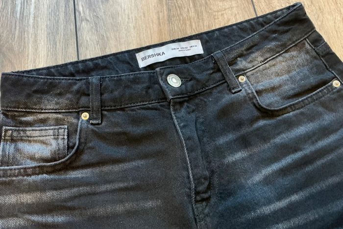 Schwarze Bershka Jeans