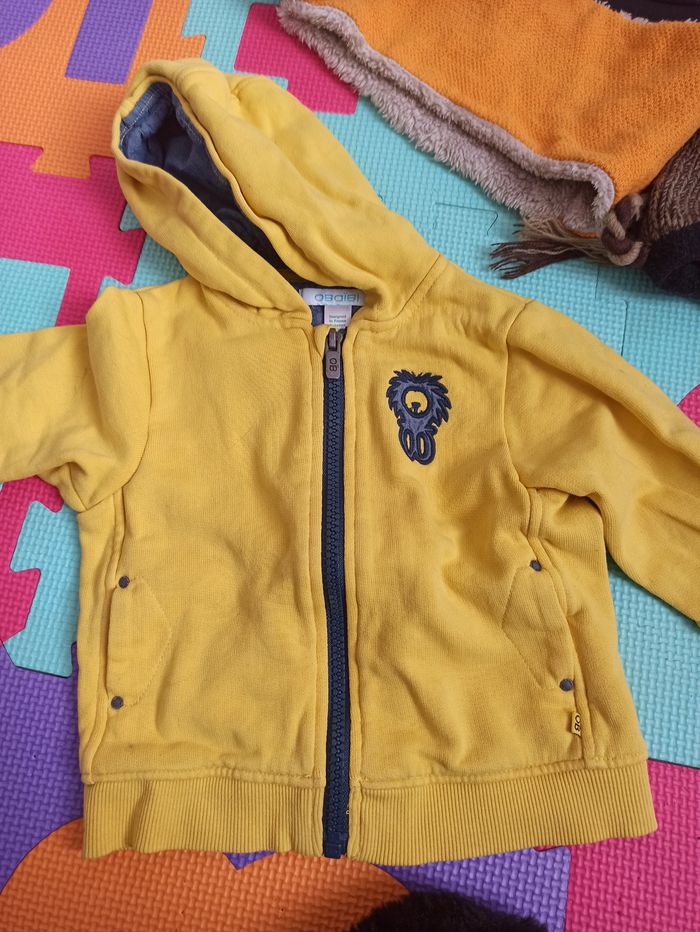 Lot 8 pièces salopette gilet veste bonnet 12 mois bodie - photo numéro 6