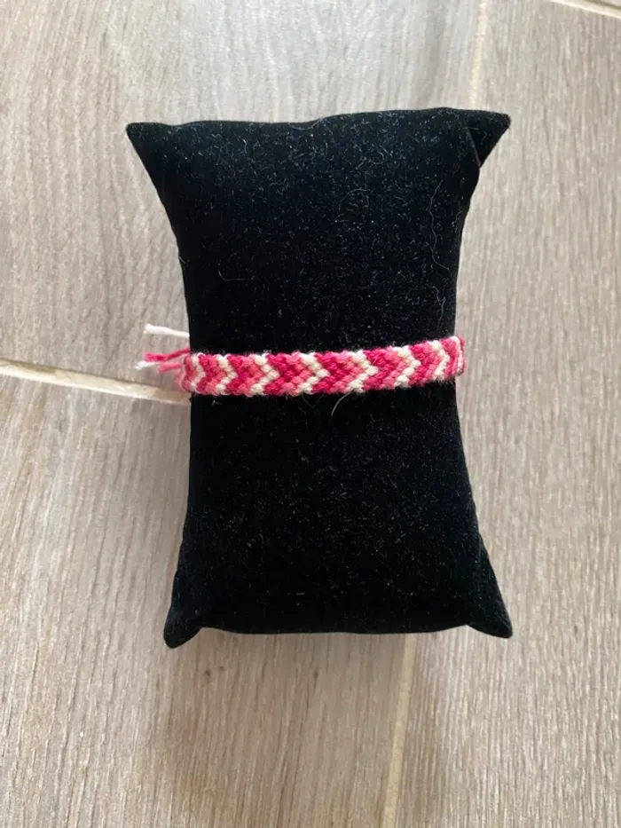 Bracelet d’amitié brésilien ton rose idée cadeau - photo numéro 2