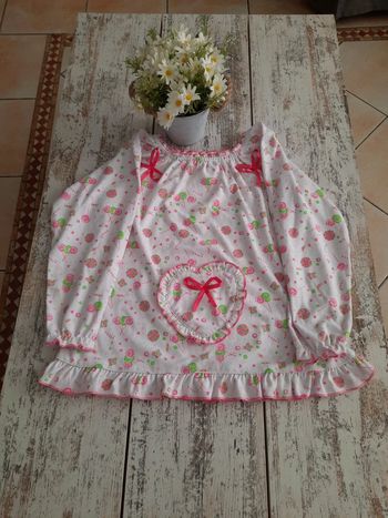 Petit haut dentelle et bonbons 12 ans