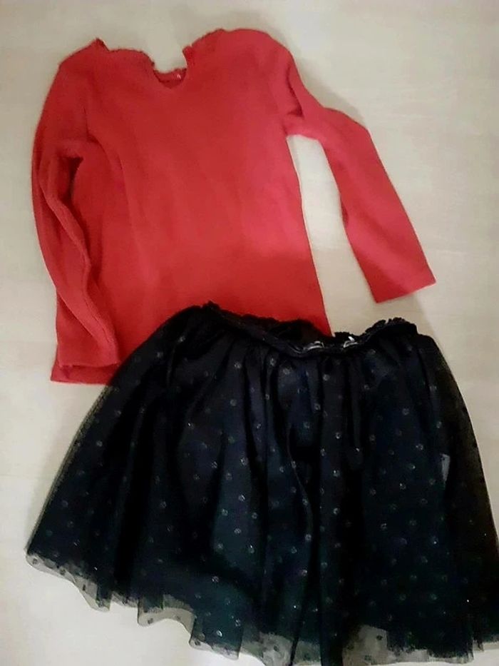 Tee-shirt jupe 5ans - photo numéro 2