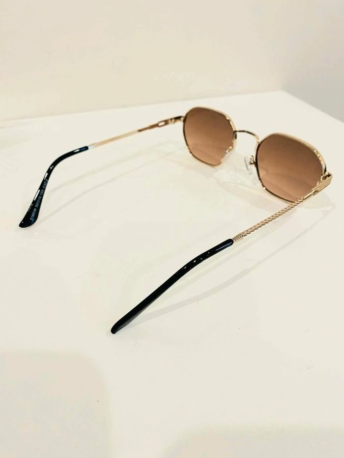 Lunette de soleil mixte hexagonale dorée verres marron dégradés UV protection catégorie 2 - photo numéro 5
