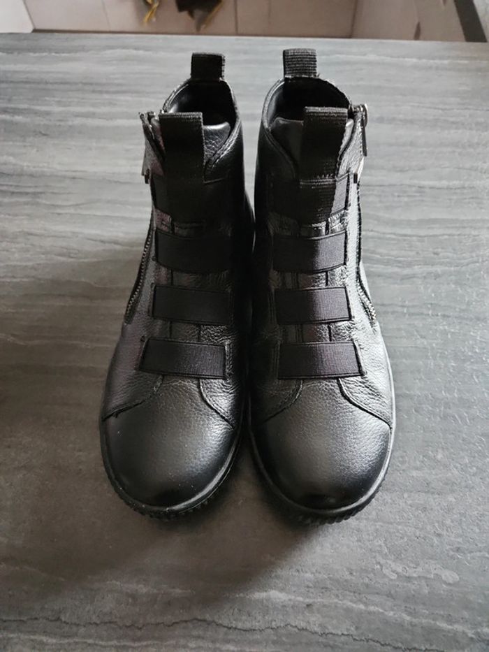 Chaussures montantes femmes Remonte