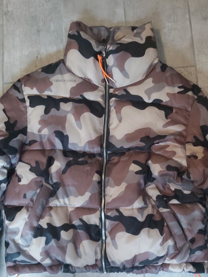 Bershka TS - photo numéro 2