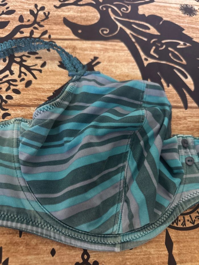 Soutien gorge bleu - photo numéro 4