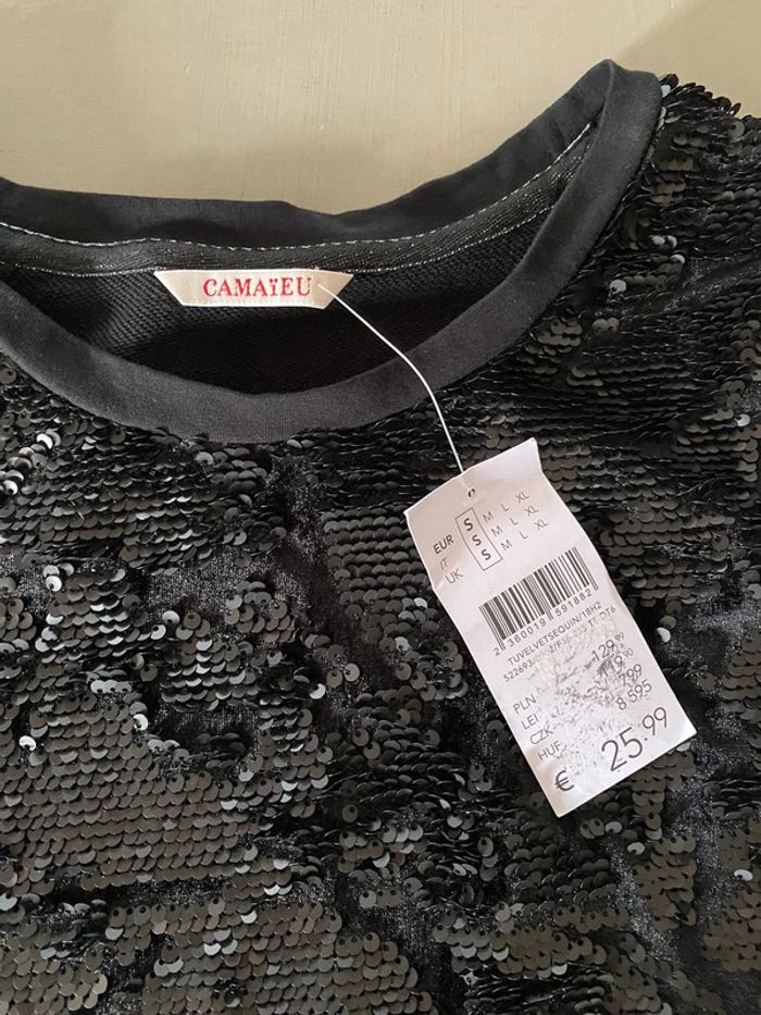 Tee shirt Camaïeu noir à sequins noirs et velours taille S neuf avec étiquette - photo numéro 8