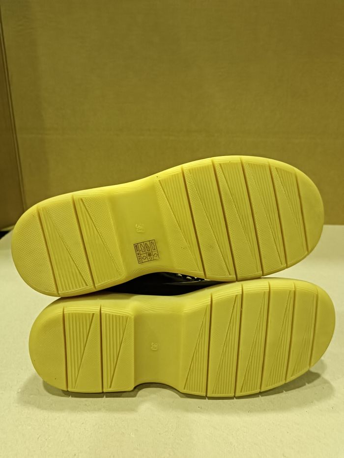 Bottes CHC Shoes marron taille 39 - photo numéro 5