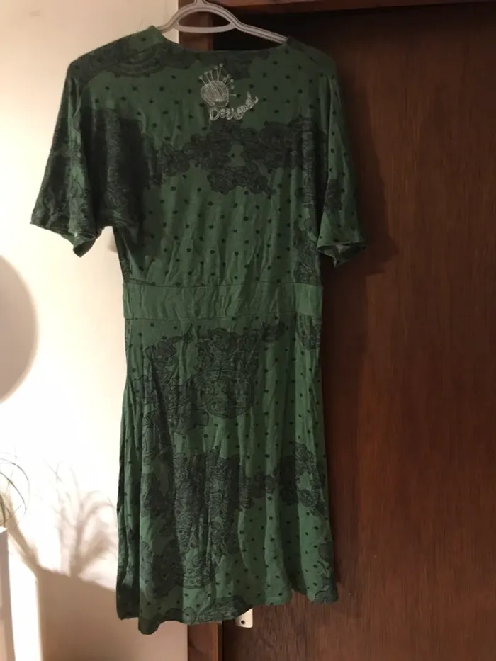 robe desigual Taille L moulante en V - photo numéro 2