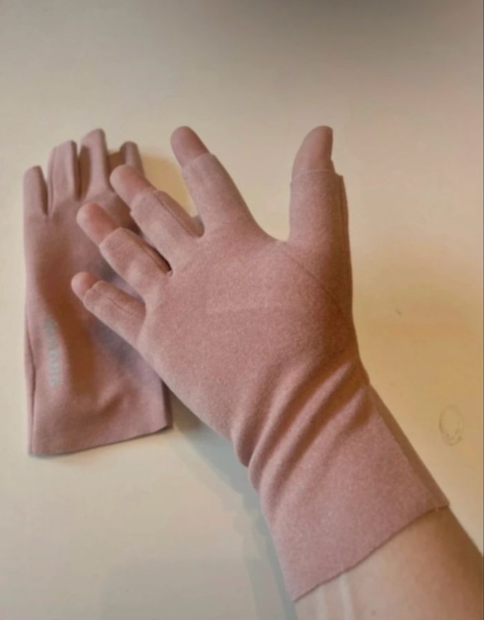 Mitaines chaudes NEUVES pour femme couleur rose - photo numéro 3