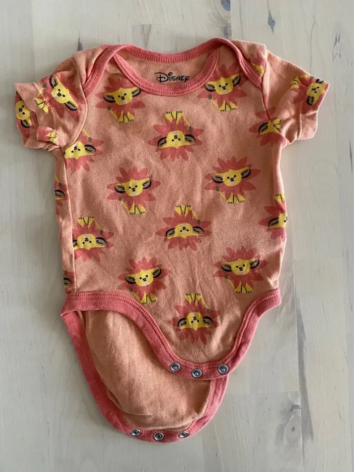 Lot 6 bodys Le roi lion - taille 3 mois - photo numéro 5