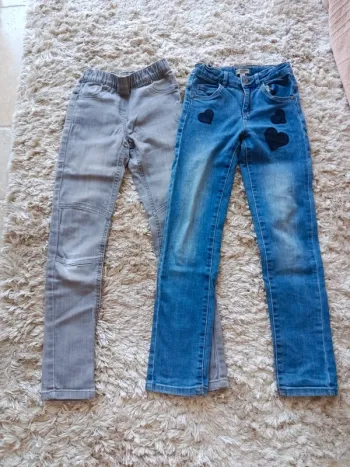 Lot de 2 jeans 9 ans