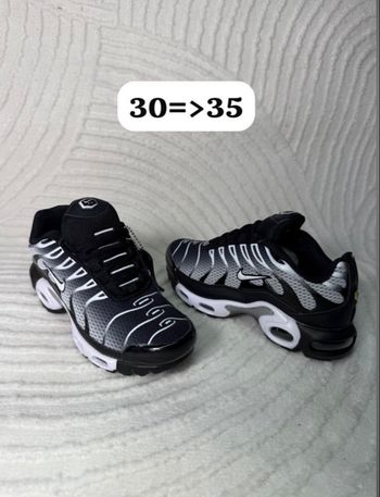 Nike tn enfants gris noir blanc 32