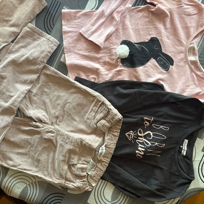 Pantalon et 2 tee shirt