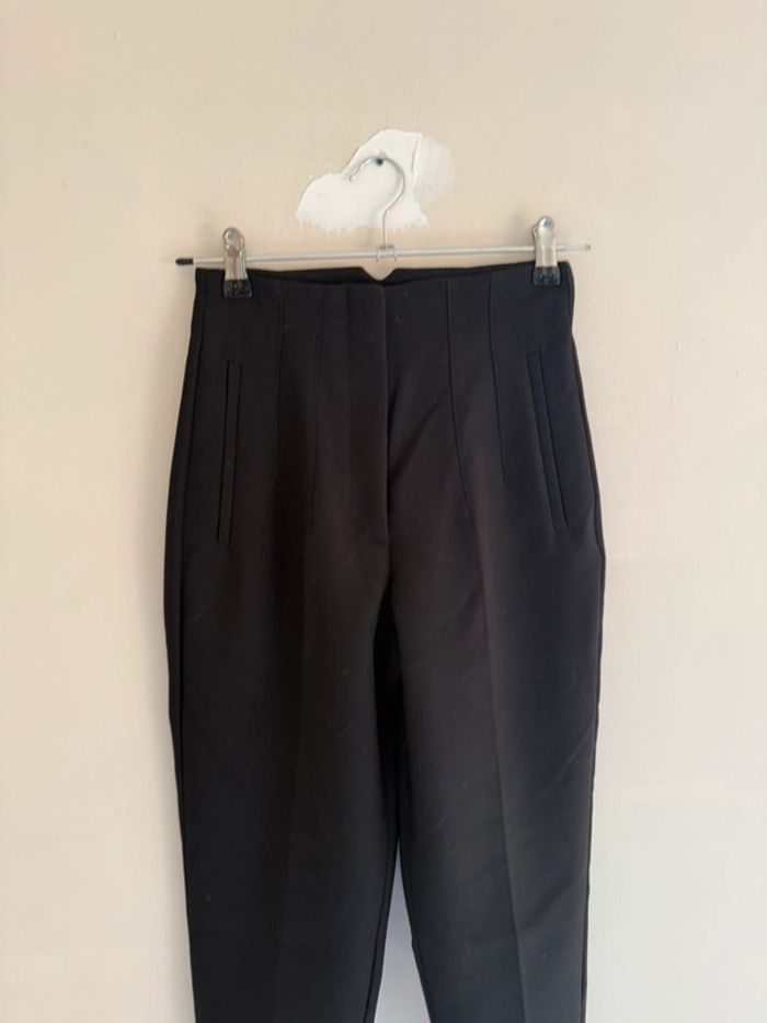 Pantalon noir pinces Zara - photo numéro 2