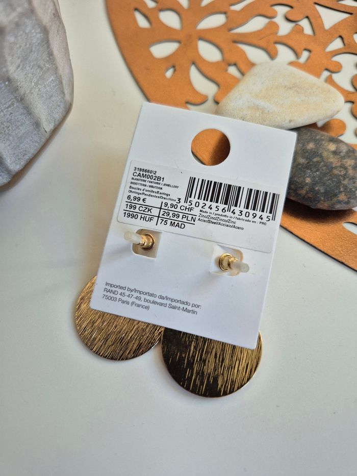 Boucles d’oreilles fantaisies dorées et tropicales - photo numéro 2