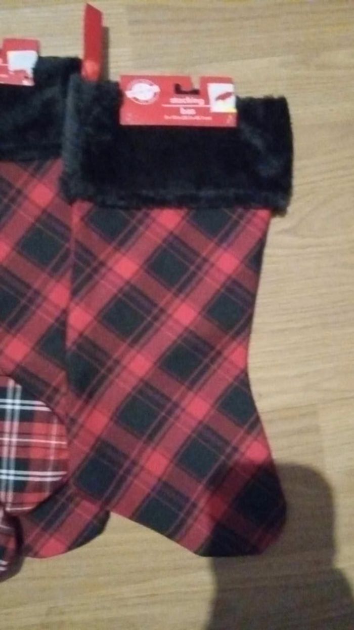 4 chaussettes de noel - photo numéro 2