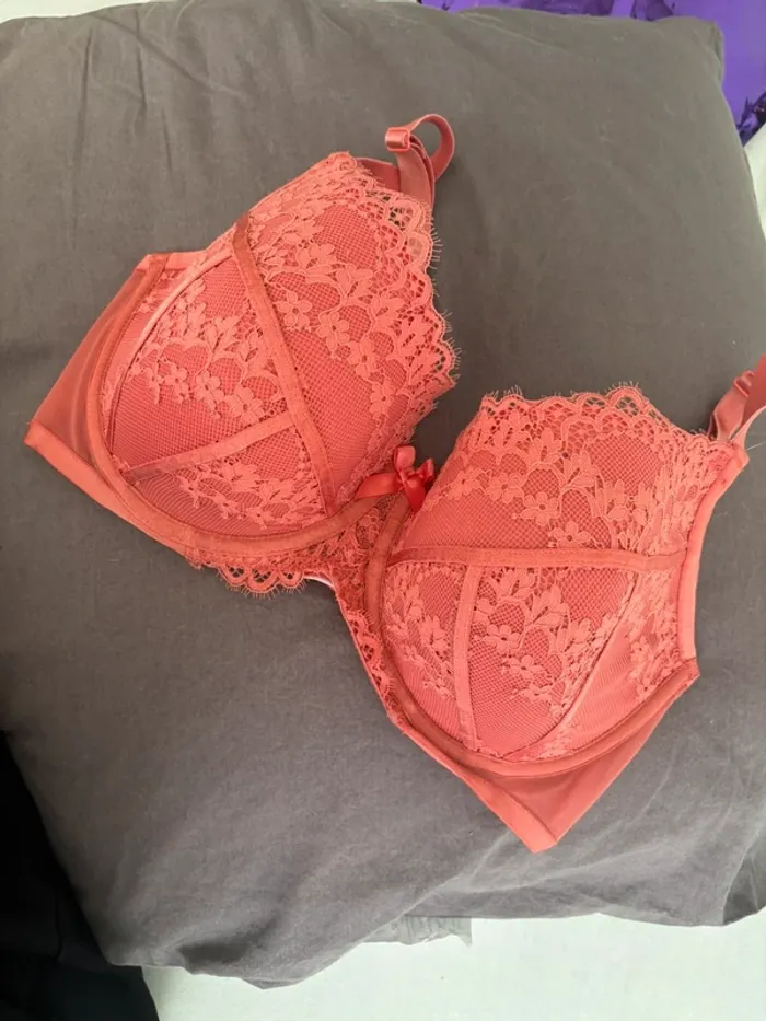 Soutien gorge Hunkemoller 90G