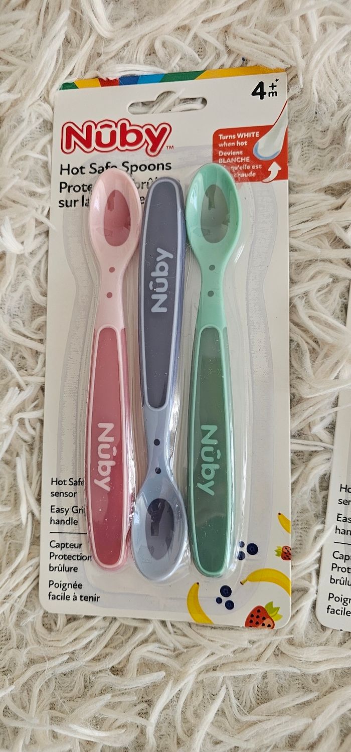 Lot de 6 cuillères anti brûlures Nûby Neuf - photo numéro 2