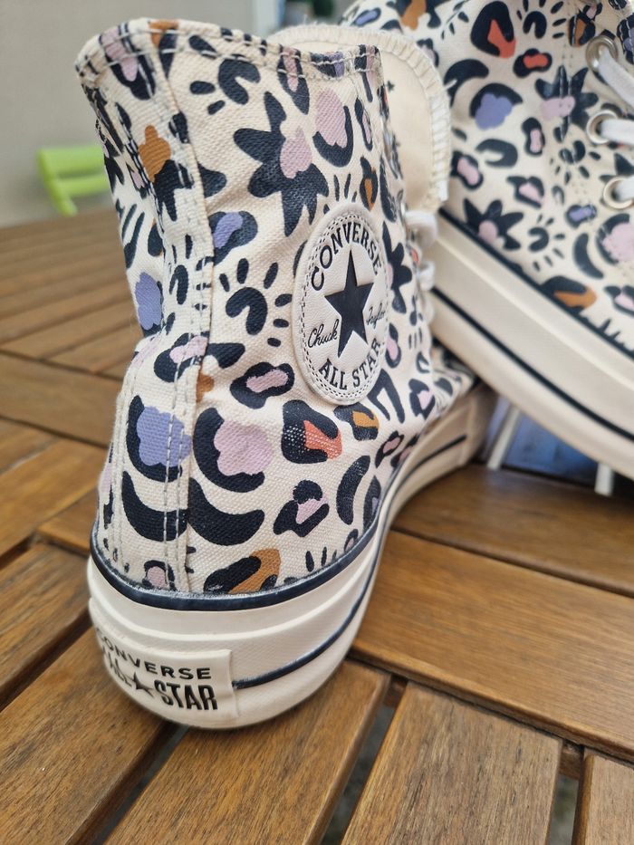 Converses - photo numéro 2