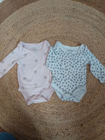 2 bodies manche longue 1 mois