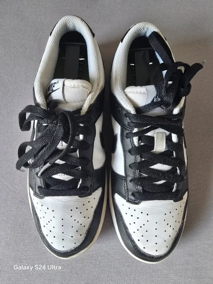 Nike dunk Low Rétro Panda - Taille 36,5 - photo numéro 3