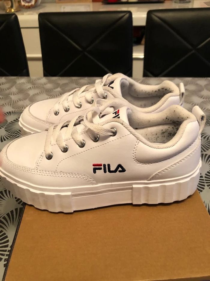 basket fila blanche plateforme sandblast sneakers - photo numéro 6